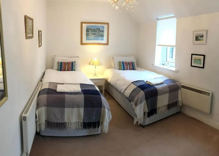 2 Bedroom Harbour View In