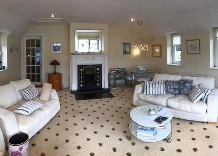 2 Bedroom Harbour View In Apartman