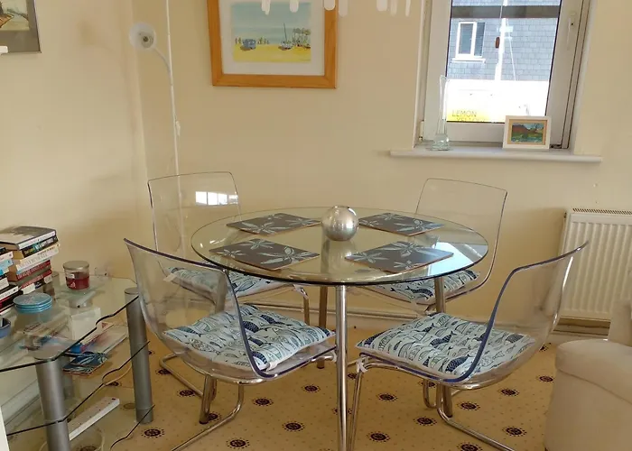 2 Bedroom Harbour View In 아파트 *